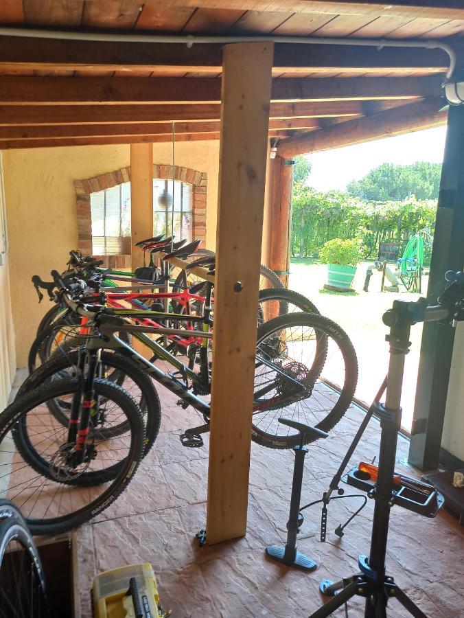 Le Zampolle B & B Colà Eksteriør billede