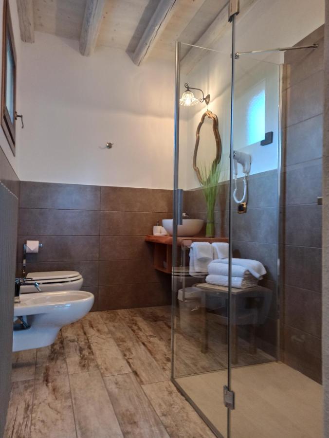 Le Zampolle B & B Colà Eksteriør billede