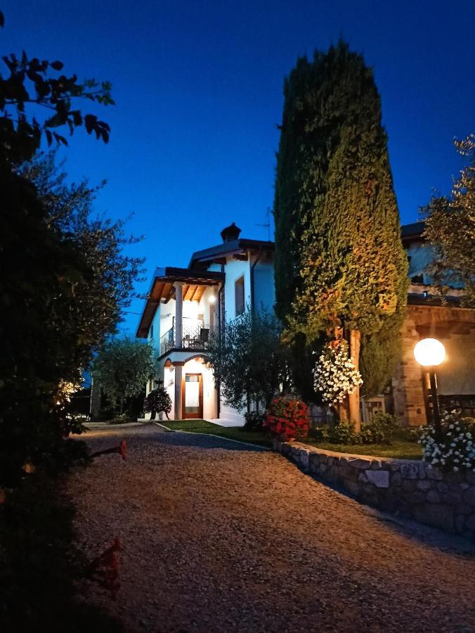 Le Zampolle B & B Colà Eksteriør billede
